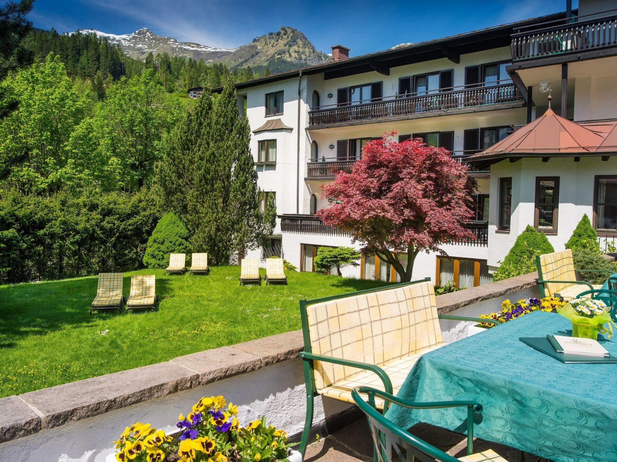 Johannesbad Hotel St. Georg Bad Hofgastein Exterior photo